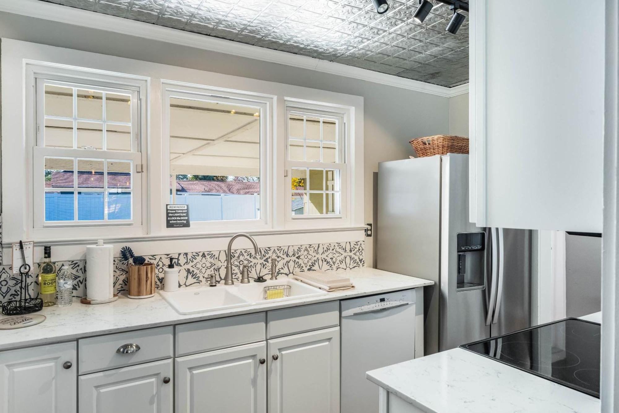 Sanford'S Haven, 3 Bedroom, Sleeps 7 Εξωτερικό φωτογραφία